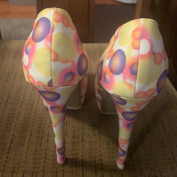 Size 9 brand new open toe heels - Picture 5 of 7